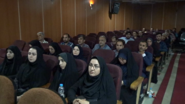 نشستی برای آموزش مدیریت پسماند به دانش آموزان گیلانی